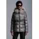 2022 Moncler Cardamine Fur Collar Kort Jakke Dame Dunfrakke Vinterjakke Silver