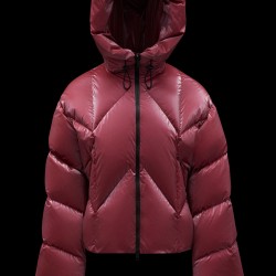 2022 Moncler Frele Kort Hætte Jakke Dame Dunfrakke Vinterjakke Cherry Pink