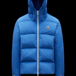 2022 Moncler Idil Hætte Jacket Casual Kort Dunjakker Herrer Dunfrakke Vinter overtøj Sky Blå